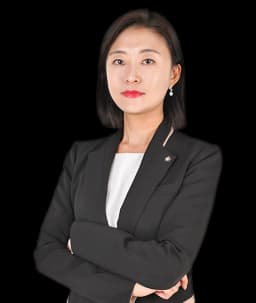 사건담당변호사 김지희