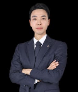 사건담당변호사 정준